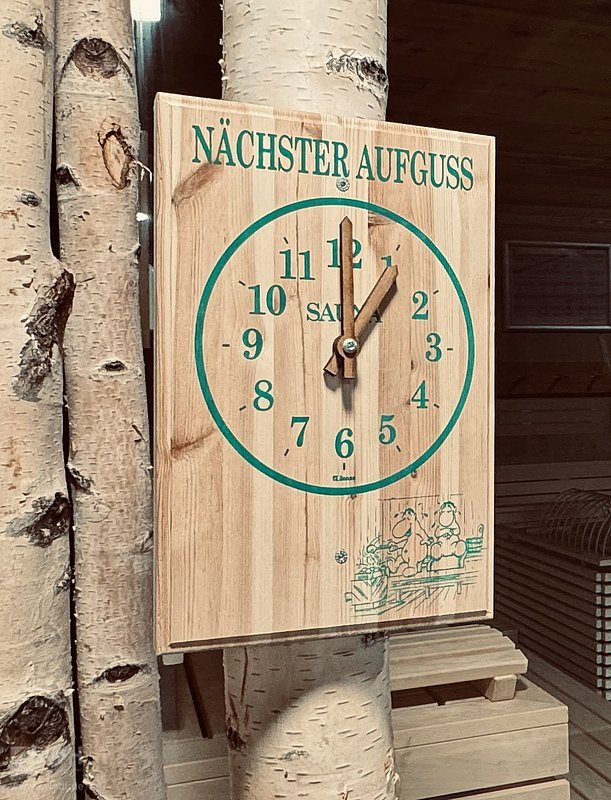 Aufgussuhr aus Holz