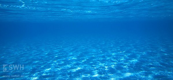 Blaues Wasser