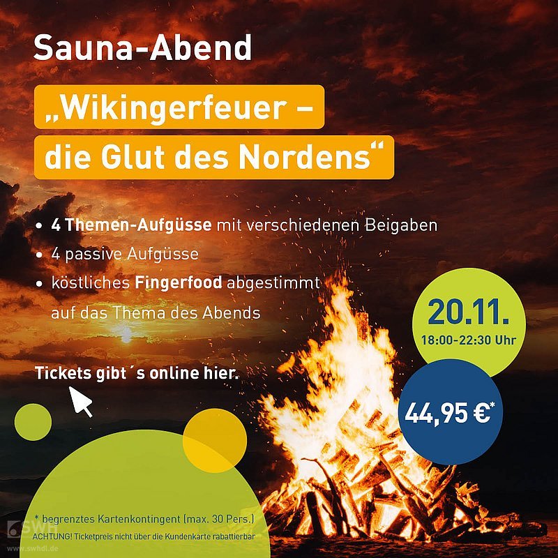 Lagerfeuer vor rotem Himmel