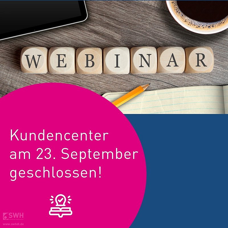 Würfel mit den Buchstaben Webinar, Bleistift, Notizbuch