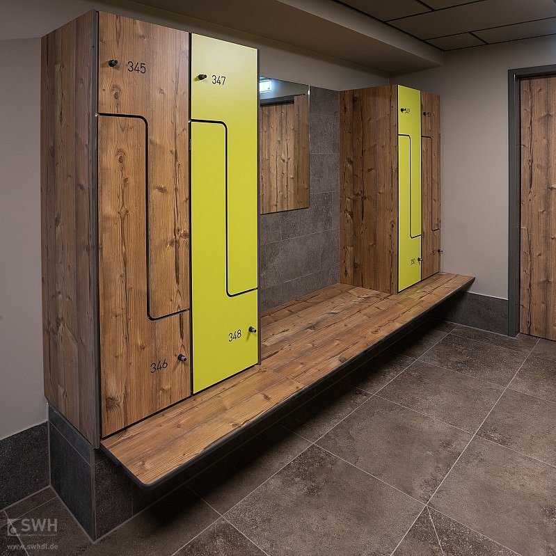 Umkleiden der Sauna im Rolli-Bad